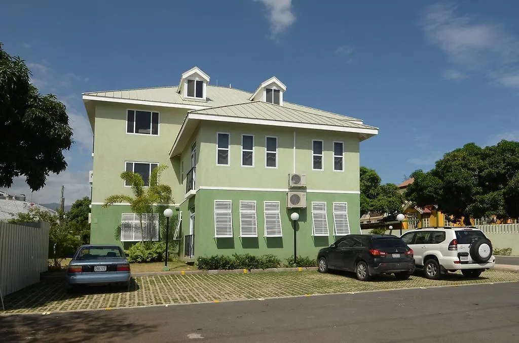 Choose To Be Happy At Ei8Ht! - Super Studios And Penthouse Apartment Kingston 0*,  Jamaika